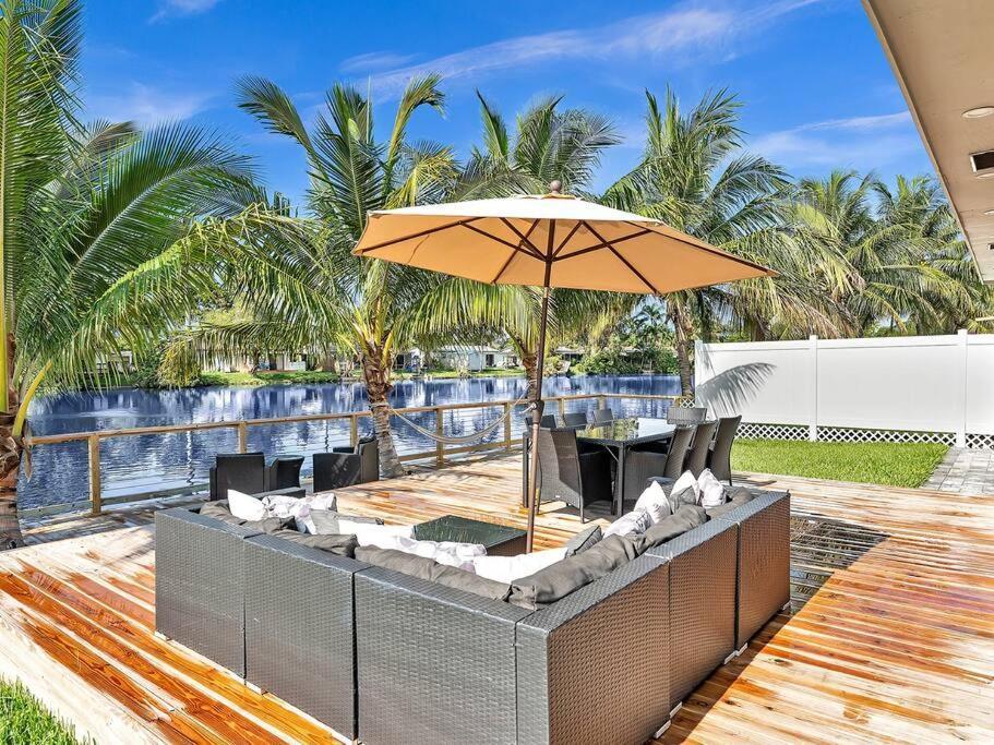 5-Star Lakefront Oasis In Hollywood-Hard Rock Casino Fort Lauderdale Ngoại thất bức ảnh