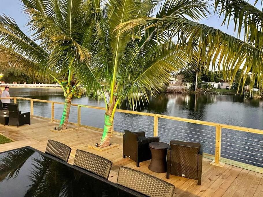 5-Star Lakefront Oasis In Hollywood-Hard Rock Casino Fort Lauderdale Ngoại thất bức ảnh