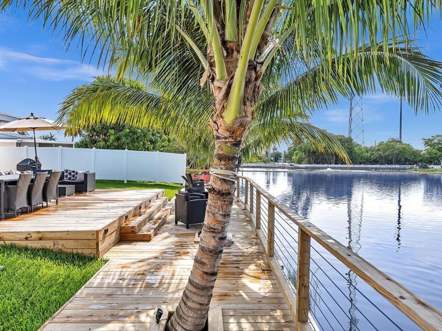 5-Star Lakefront Oasis In Hollywood-Hard Rock Casino Fort Lauderdale Ngoại thất bức ảnh