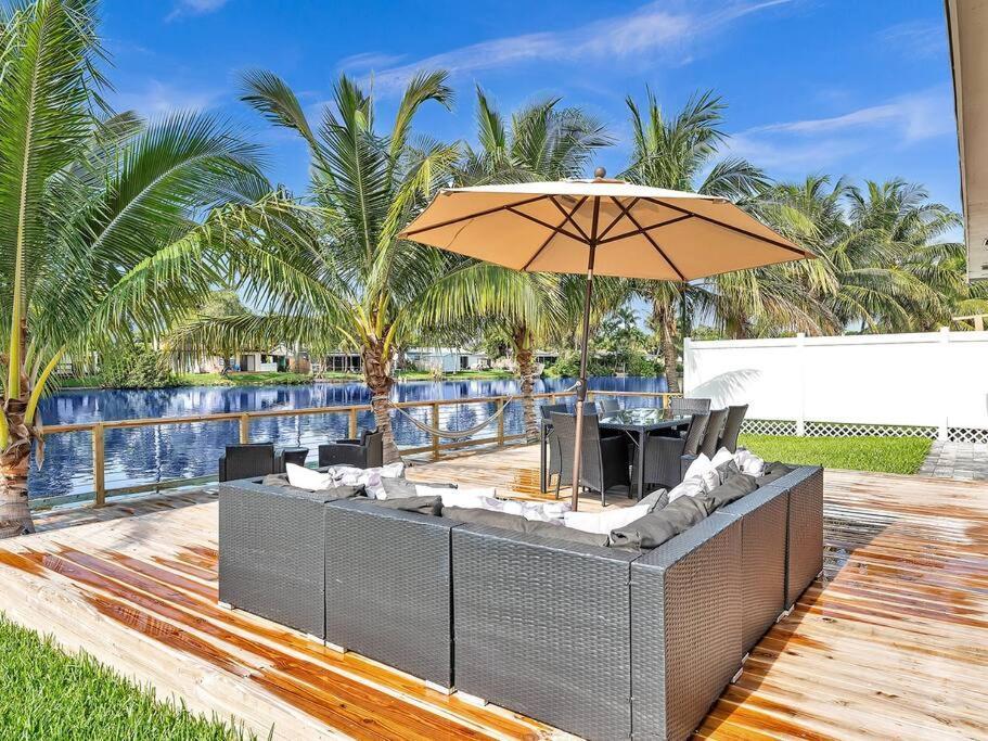 5-Star Lakefront Oasis In Hollywood-Hard Rock Casino Fort Lauderdale Ngoại thất bức ảnh