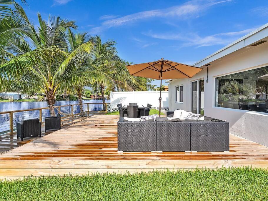 5-Star Lakefront Oasis In Hollywood-Hard Rock Casino Fort Lauderdale Ngoại thất bức ảnh